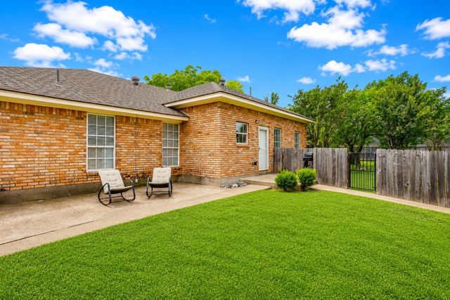 4709 Oak Grove Rendon Road, Burleson, TX 76028