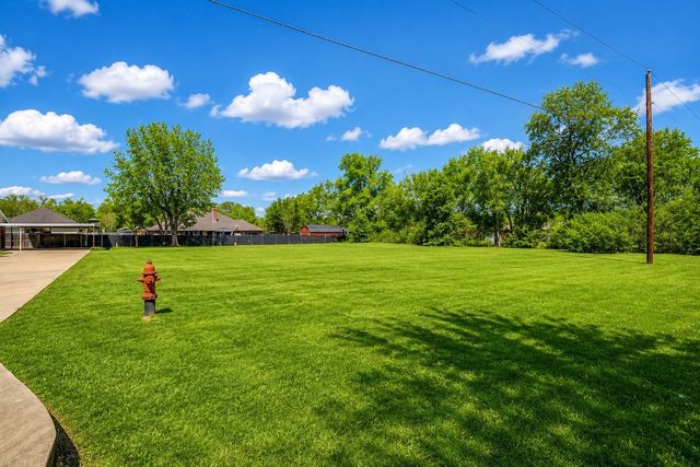 4709 Oak Grove Rendon Road, Burleson, TX 76028