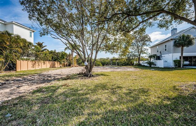 624 MAYO STREET, Crystal Beach, FL 34681