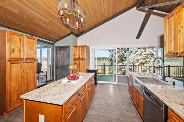 7302 E BIGELOW GULCH Rd, Spokane, WA 99217