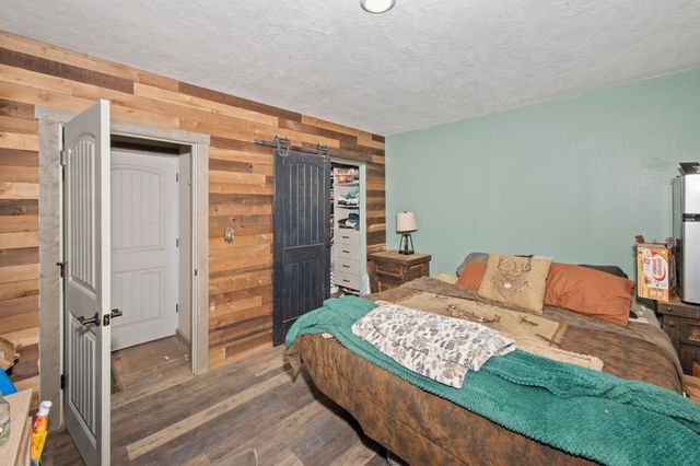 7302 E BIGELOW GULCH Rd, Spokane, WA 99217