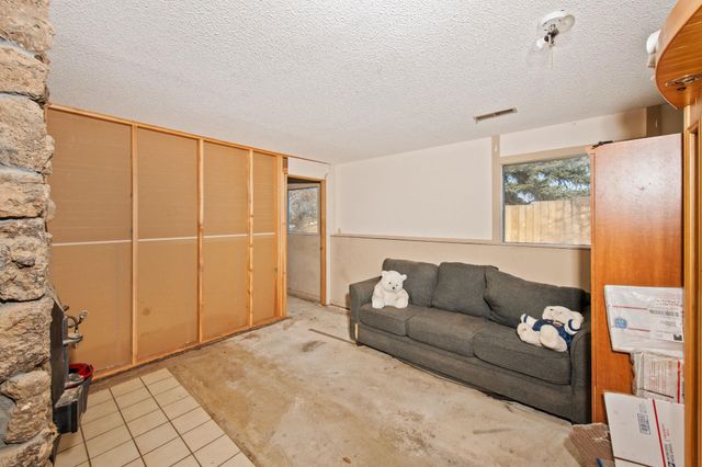 7302 E BIGELOW GULCH Rd, Spokane, WA 99217