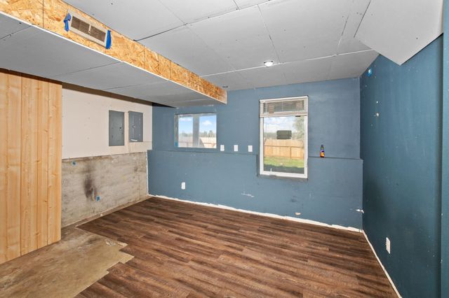 7302 E BIGELOW GULCH Rd, Spokane, WA 99217