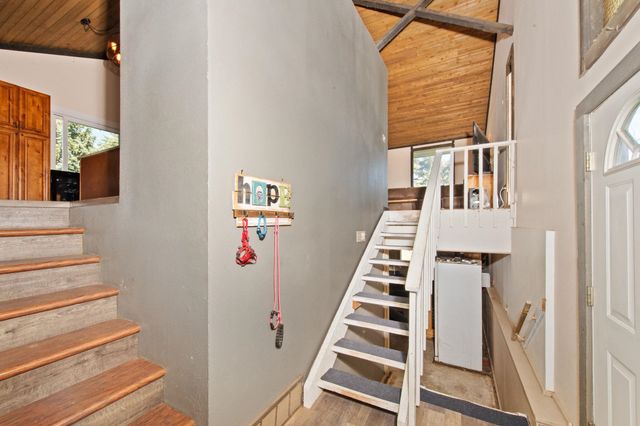 7302 E BIGELOW GULCH Rd, Spokane, WA 99217