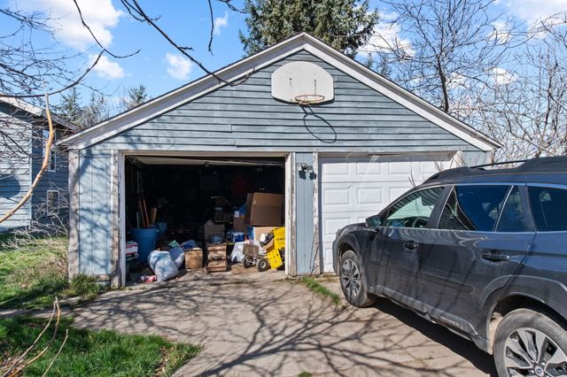 7302 E BIGELOW GULCH Rd, Spokane, WA 99217