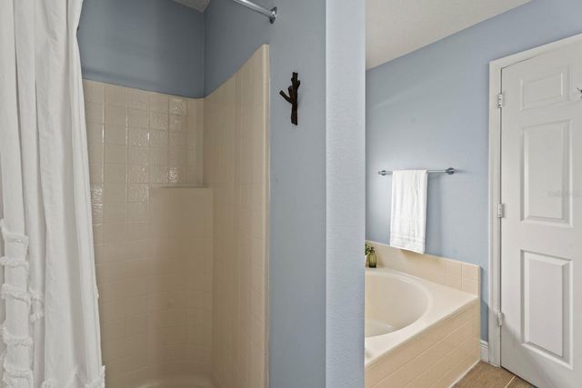 1202 SENECA FALLS DRIVE, Orlando, FL 32828