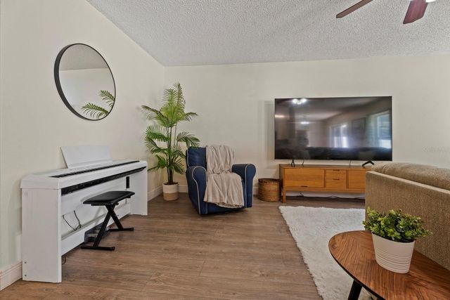 1202 SENECA FALLS DRIVE, Orlando, FL 32828