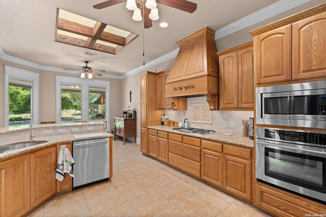 106 RIVERWOOD, Boerne, TX 78006