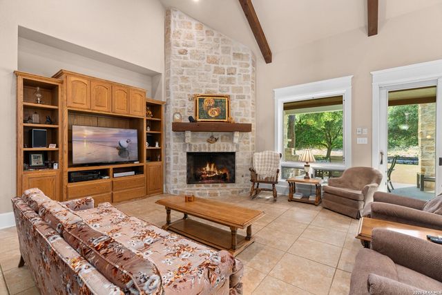 106 RIVERWOOD, Boerne, TX 78006