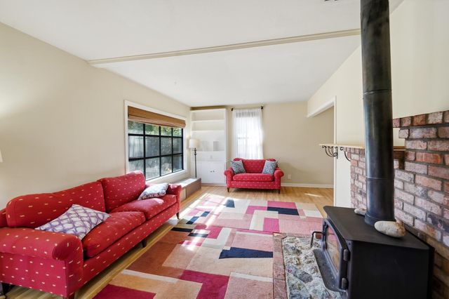 614 Zion St, Nevada City, CA 95959