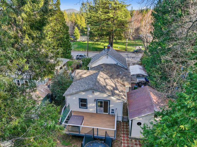 614 Zion St, Nevada City, CA 95959