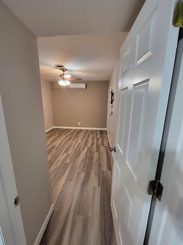 1611 NW 63RD Avenue 2, Sunrise, FL 33313
