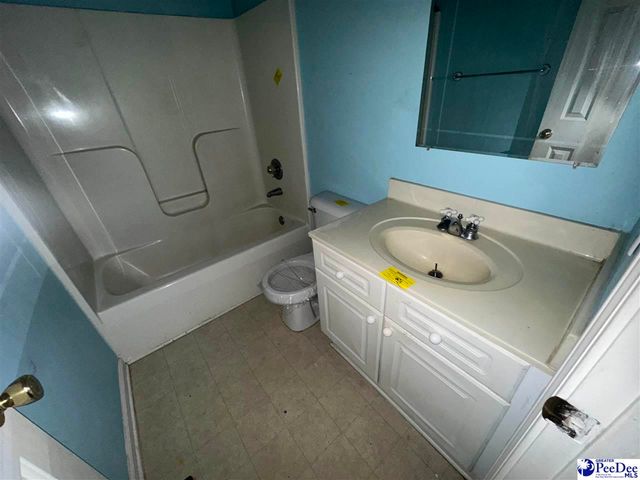 2110 Glenmore Way, Florence, SC 29505