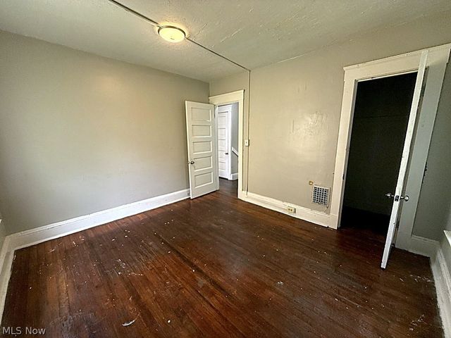 10617 Bryant Avenue, Cleveland, OH 44108