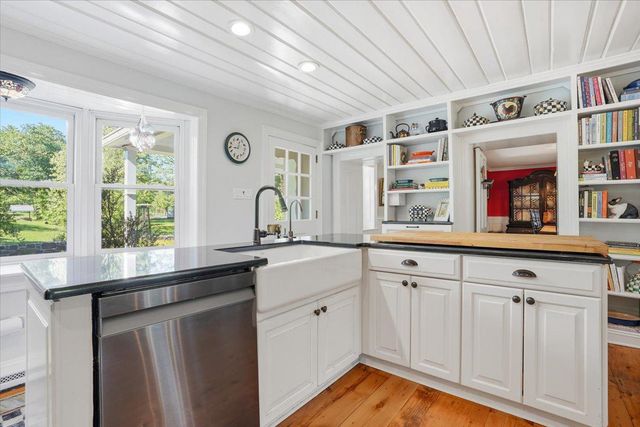 318 WELCOME HOUSE RD, Perkasie, PA 18944