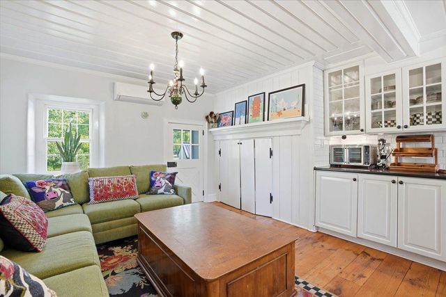 318 WELCOME HOUSE RD, Perkasie, PA 18944