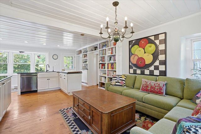 318 WELCOME HOUSE RD, Perkasie, PA 18944