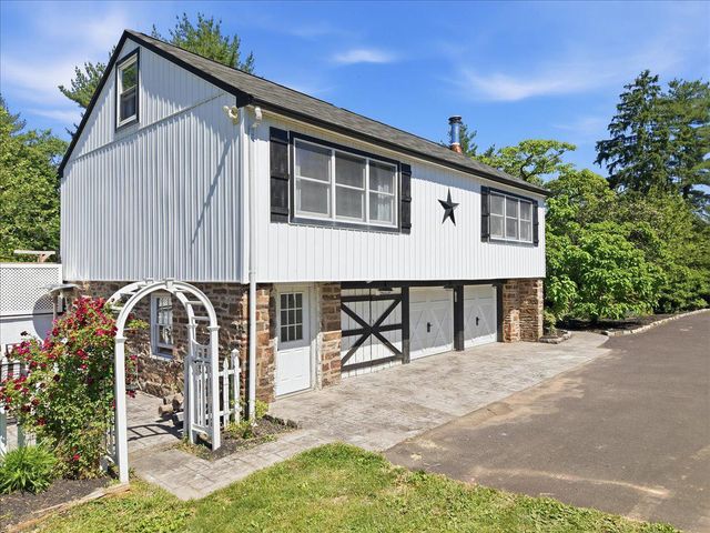 318 WELCOME HOUSE RD, Perkasie, PA 18944