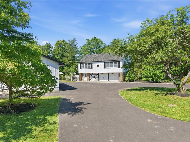 318 WELCOME HOUSE RD, Perkasie, PA 18944