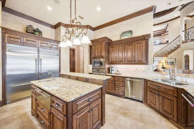 149 Old Vineyard Lane, Heath, TX 75032