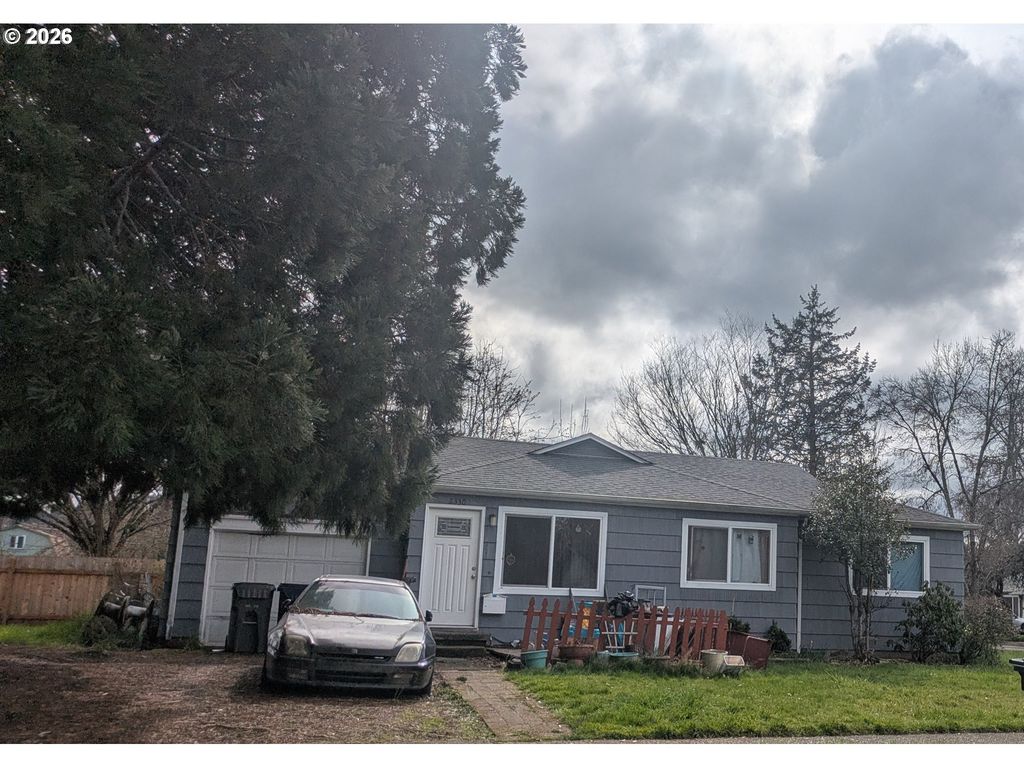 2330 W 14TH Ave, Eugene, OR 97402