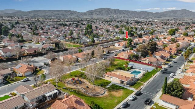 2148 Scott Avenue, Palmdale, CA 93550