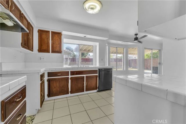 2148 Scott Avenue, Palmdale, CA 93550