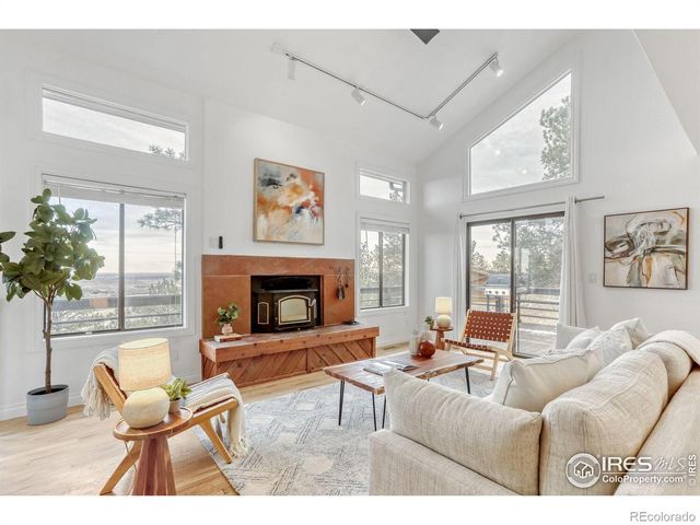 8483 Thunderhead Drive, Boulder, CO 80302