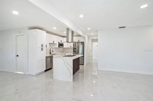 1778 NEW HAMPSHIRE AVENUE NE, St Petersburg, FL 33703