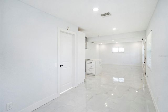 1778 NEW HAMPSHIRE AVENUE NE, St Petersburg, FL 33703