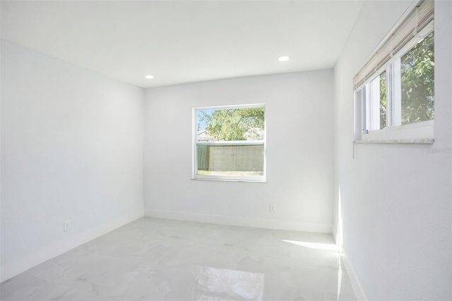 1778 NEW HAMPSHIRE AVENUE NE, St Petersburg, FL 33703