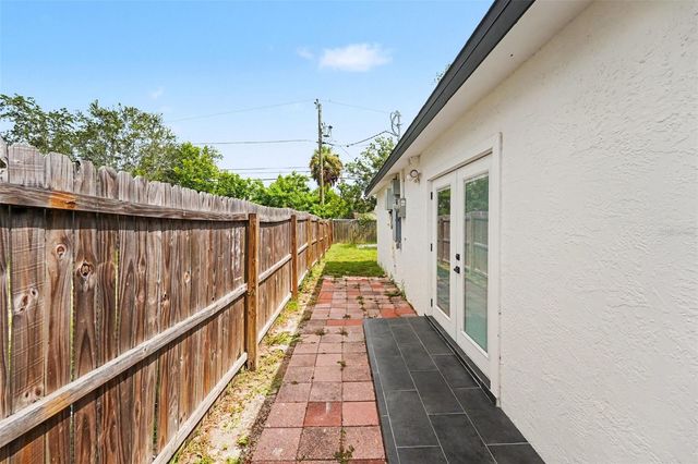1778 NEW HAMPSHIRE AVENUE NE, St Petersburg, FL 33703