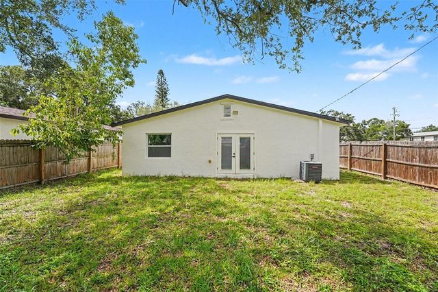 1778 NEW HAMPSHIRE AVENUE NE, St Petersburg, FL 33703