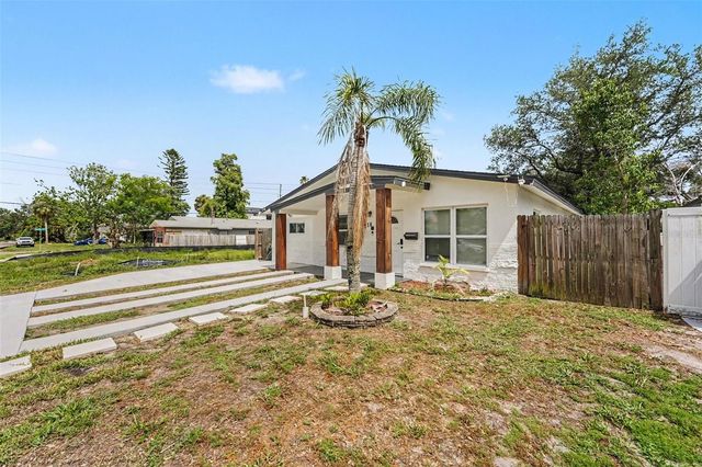 1778 NEW HAMPSHIRE AVENUE NE, St Petersburg, FL 33703