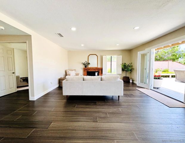 672 CHATEAU PLACE, Escondido, CA 92029