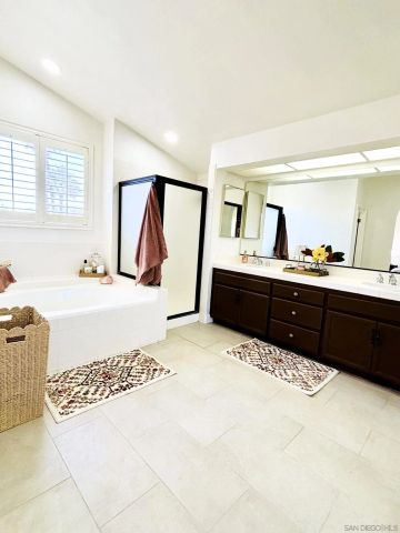 672 CHATEAU PLACE, Escondido, CA 92029
