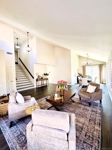 672 CHATEAU PLACE, Escondido, CA 92029