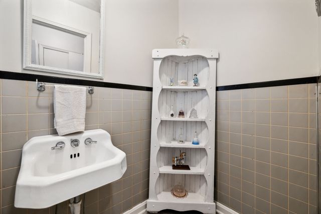 404C Van Hook Dr, Ashland City, TN 37015