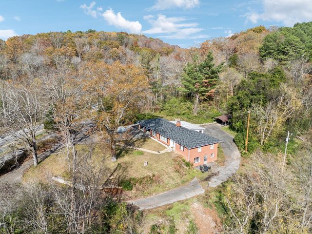 404C Van Hook Dr, Ashland City, TN 37015