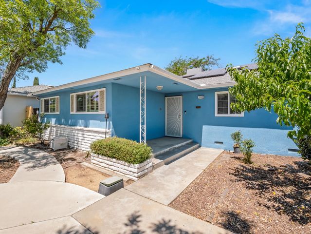 1528 E Escalon Avenue, Fresno, CA 93710