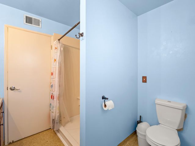 1528 E Escalon Avenue, Fresno, CA 93710