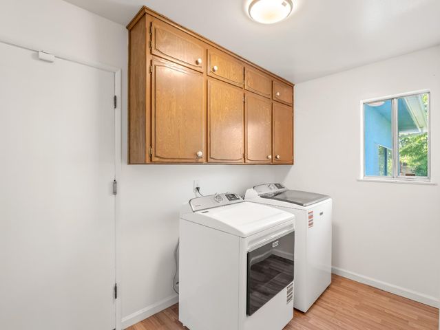 1528 E Escalon Avenue, Fresno, CA 93710