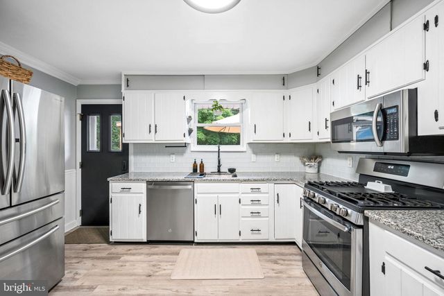 139 MAGOTHY BEACH RD, Pasadena, MD 21122