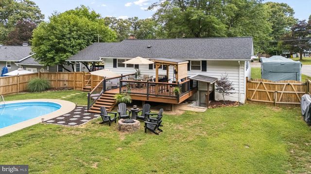 139 MAGOTHY BEACH RD, Pasadena, MD 21122