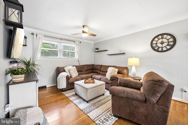 139 MAGOTHY BEACH RD, Pasadena, MD 21122