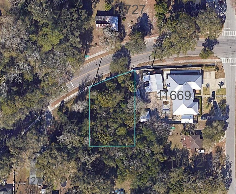 1237 SE 3RD AVENUE, Gainesville, FL 32641