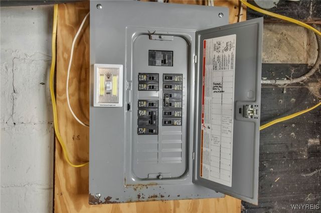 4585 Seneca Street, West Seneca, NY 14224