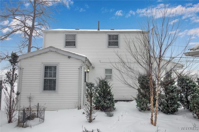 4585 Seneca Street, West Seneca, NY 14224