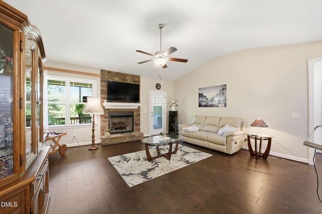 1547 Lassiter Pond Road, Four Oaks, NC 27524