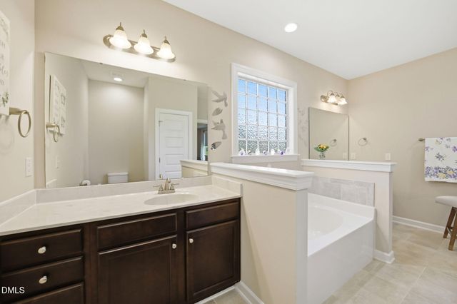 1547 Lassiter Pond Road, Four Oaks, NC 27524